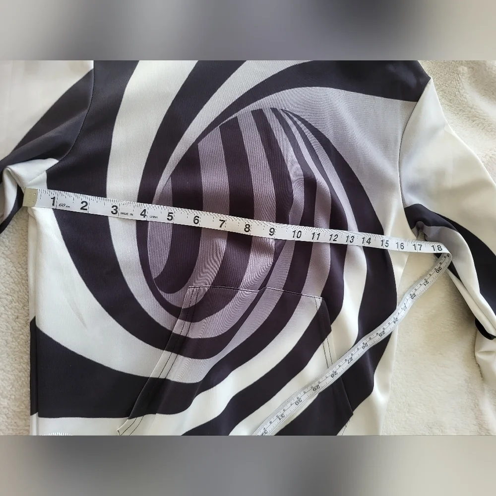 NewCosPlay 3D Vortex White/Black/Gray Youth Medium Hoodie